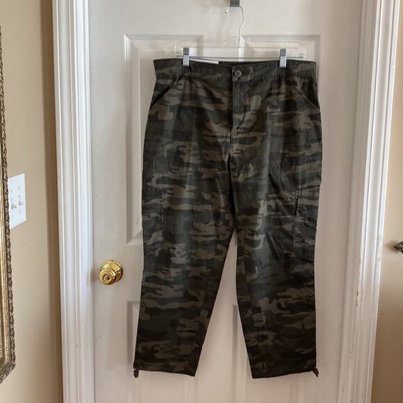 Sanctuary Social Standard NEW camo women’s size XXL pants - Picture 3 of 6